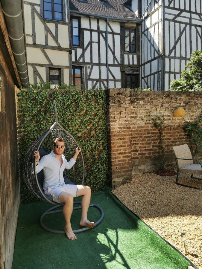 Apartamento Le Papillon de la Cathédrale - Calme - Jardin - Wifi Troyes Exterior foto