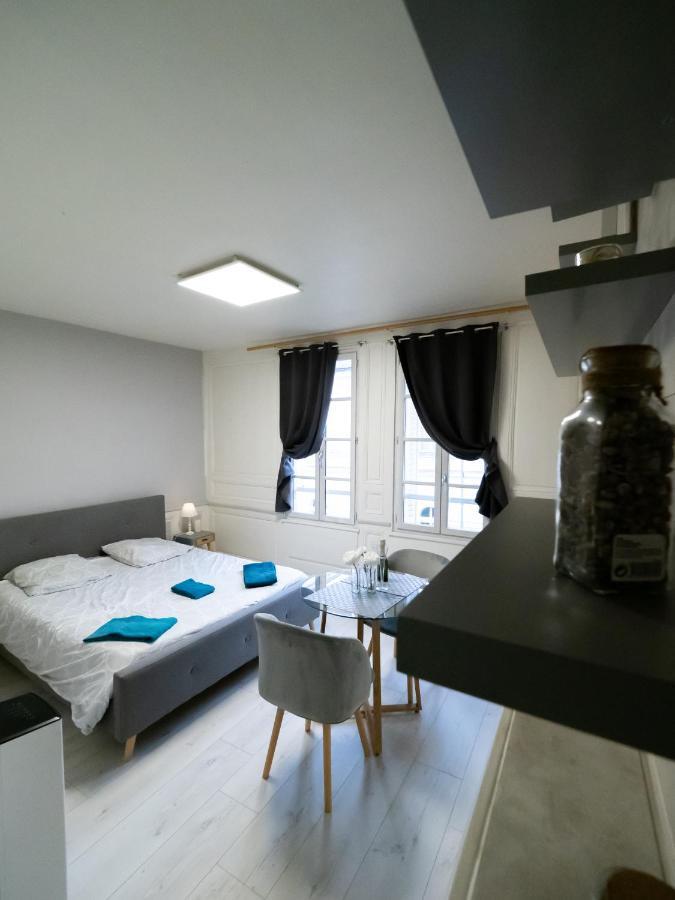 Apartamento Le Papillon de la Cathédrale - Calme - Jardin - Wifi Troyes Exterior foto